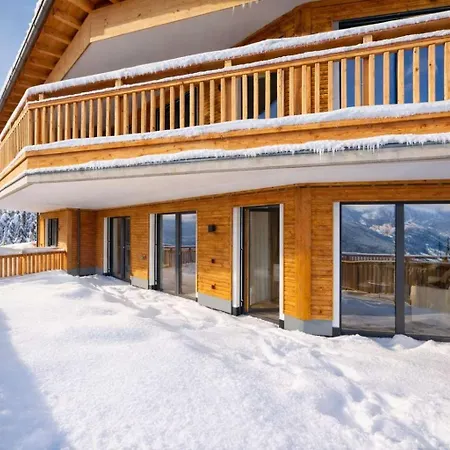 Purealps - Terrace & Panoramic Mountain View Feriehus *